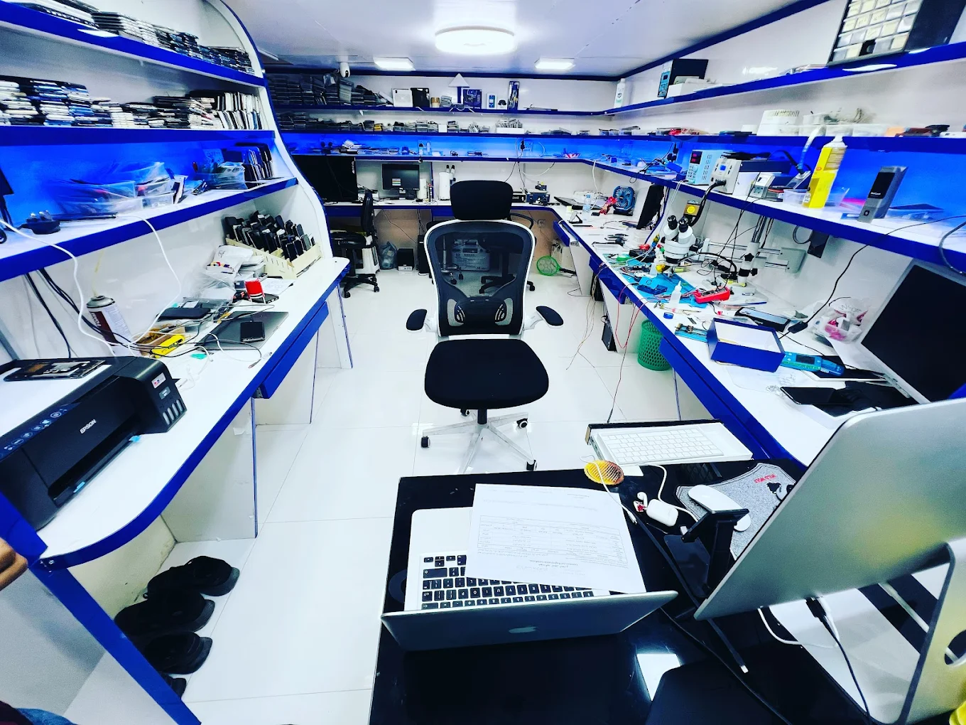 Quick Phone Repair Our Brand Service